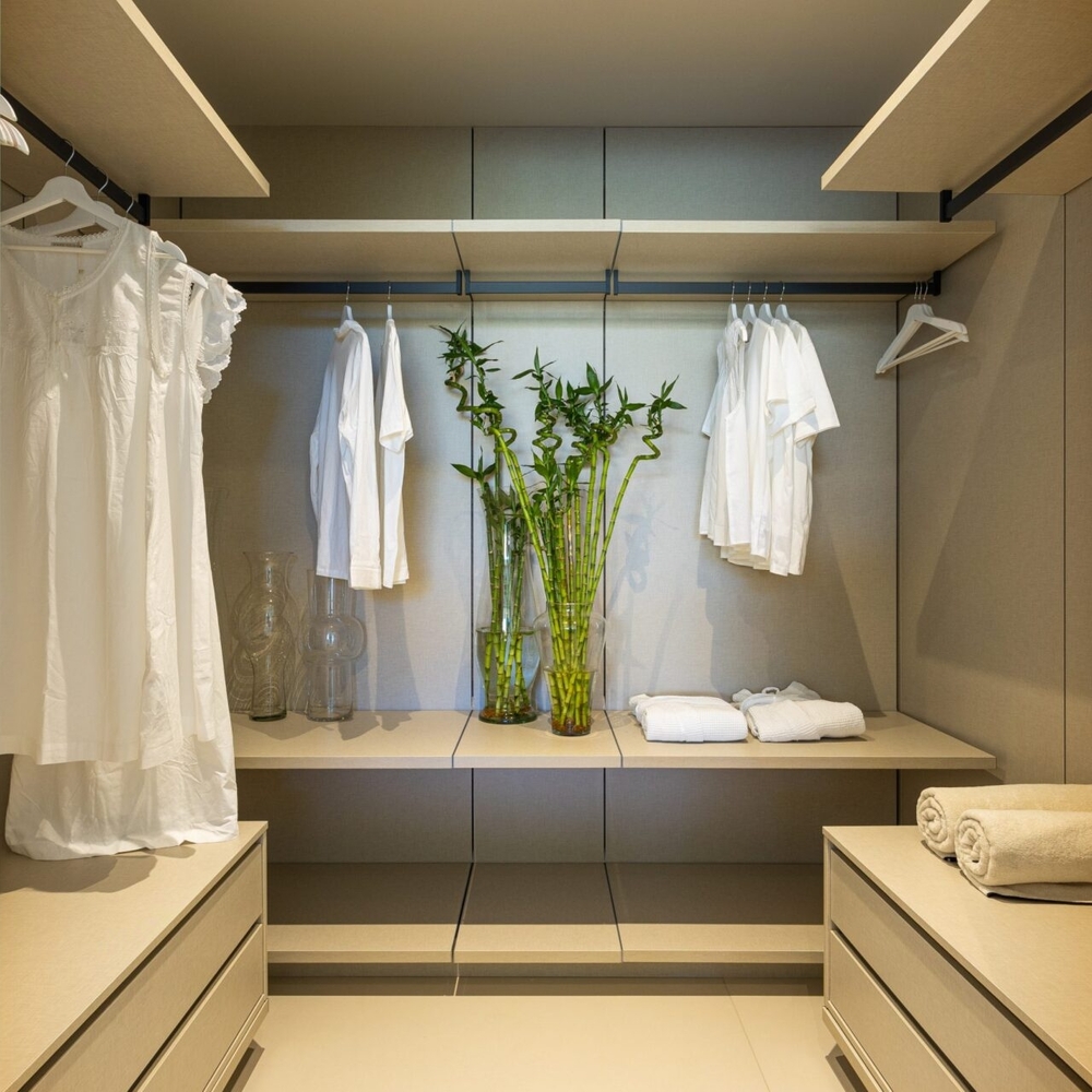 16+ Boutique Collection