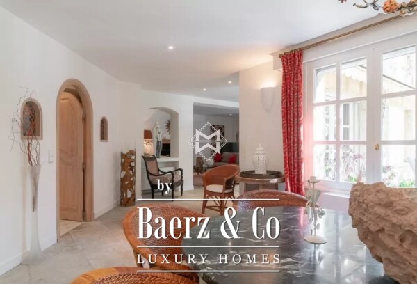 photo 7 Beautiful architect's property in a lush environment