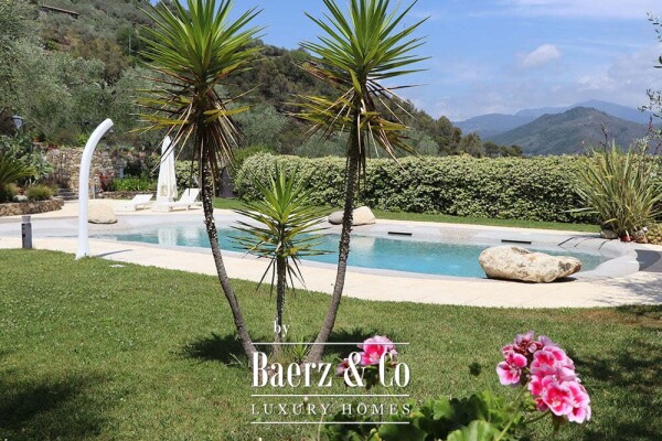 photo 8 Country house for sale 480 m²