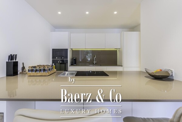 photo 10 Modern villa with privacy overlooking the Mediterranean