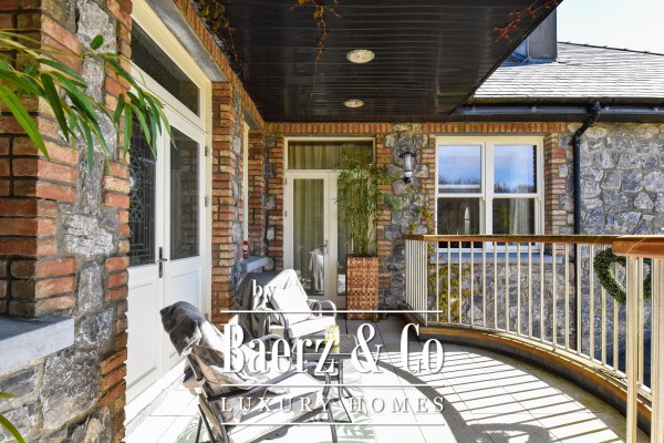 photo 50 Clarin House