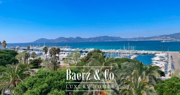 photo 2 Cannes Croisette Beautiful Flat with a Panoramic View