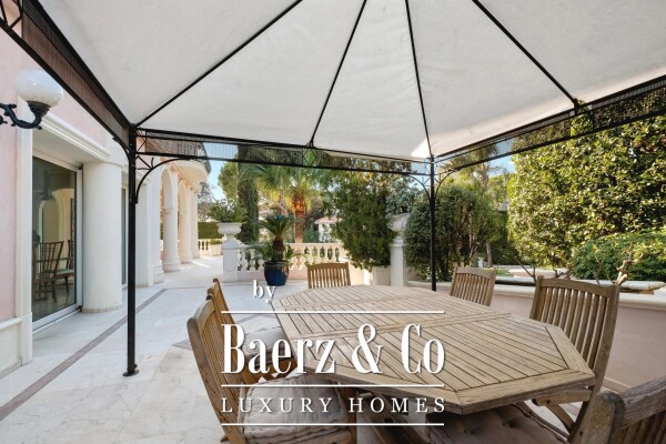 photo 14 Magnificent property close to the sea in Cap D'Antibes.