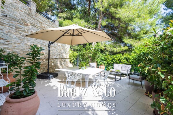 photo 9 Podstrana, a unique villa in the most desirable location in Split