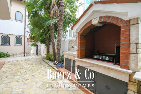 photo 9 Istria, Umag, beautiful house with pool, first row to the sea, NKP 430m2