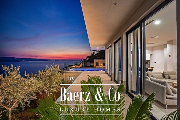 photo 6 Omis, luxury villa with pool and panoramic view