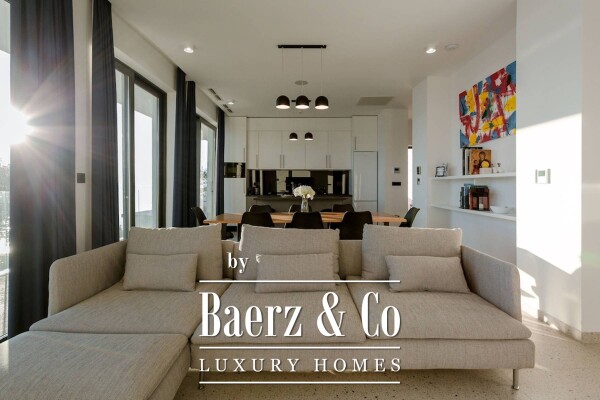 photo 11 Omis, luxury villa with pool and panoramic views