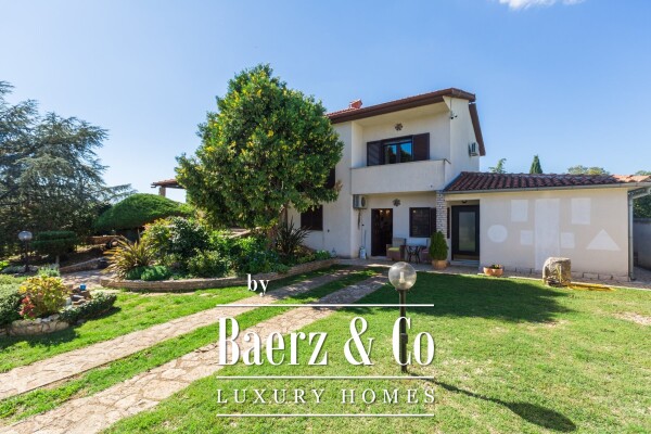 photo 12 Pula, Veli Vrh, wonderful villa plus 4 separated apartments and a pool