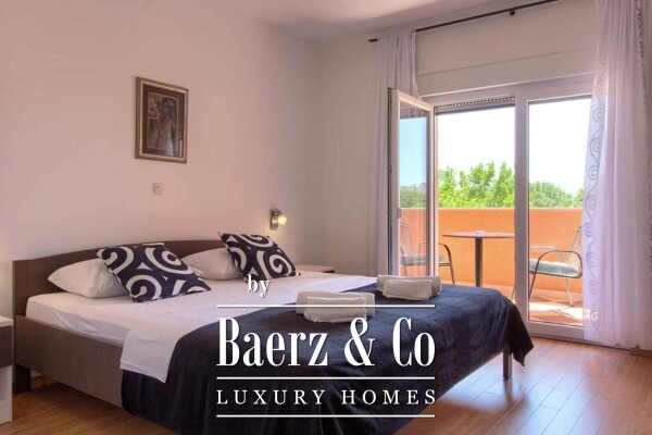 photo 10 Medulin, large detached house NKP 360 m2 with swimming pool