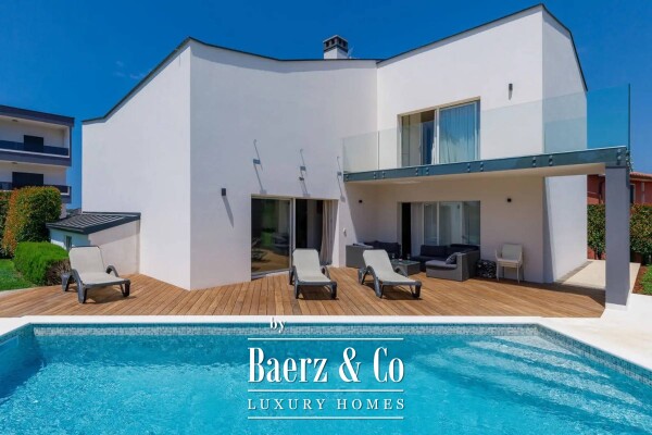 photo 17 Medulin, Pomer, modern detached house NKP 400 m2 with swimming pool near the sea