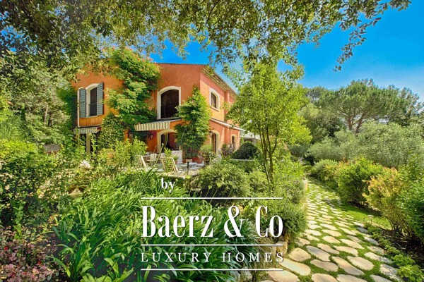 photo 3 MOUGINS -  In a close domain in the bord of the golf and Mougins School