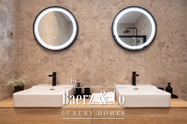 photo 16 Marina, an exceptional property near the sea