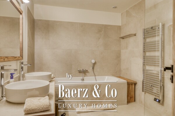 photo 7 4-BEDROOM APARTMENT - ON THE SNOW FRONT