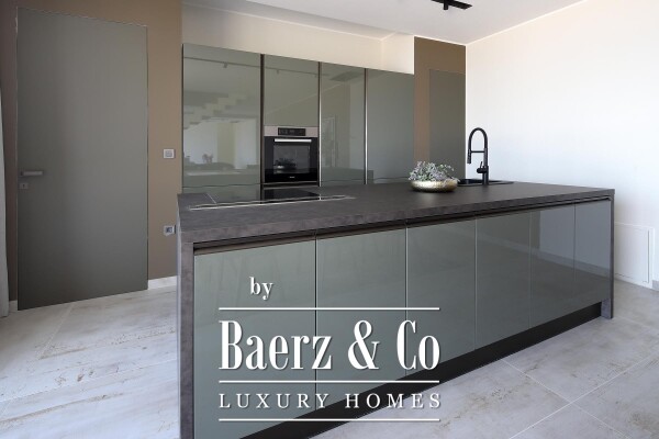 photo 31 Krk, Vrbnik, unique villa of 240 m2 on a plot of land of 800 m2