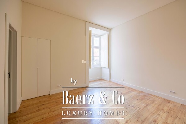 photo 19 Beautiful luxury home in Estrela