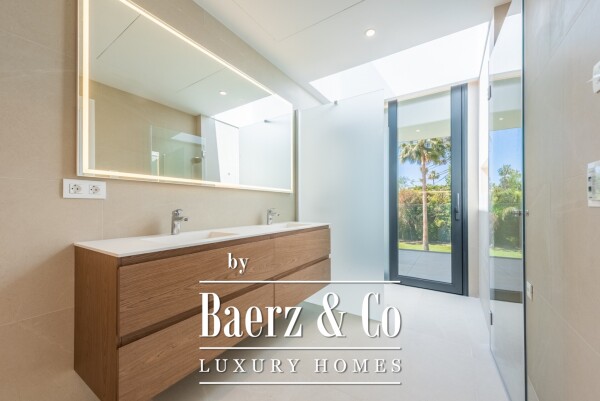 photo 34 Beautiful luxury home in Sotogrande, Sotogrande Costa - Reyes y Reinas