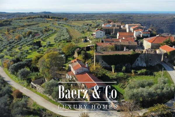 photo 13 Istria, Momjan, autochthonous Istrian station for renovation