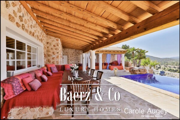 photo 19 Authentic Villa facing the Golf Course