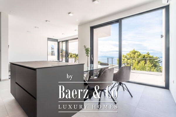 photo 7 Brela, a modern villa with a panoramic view