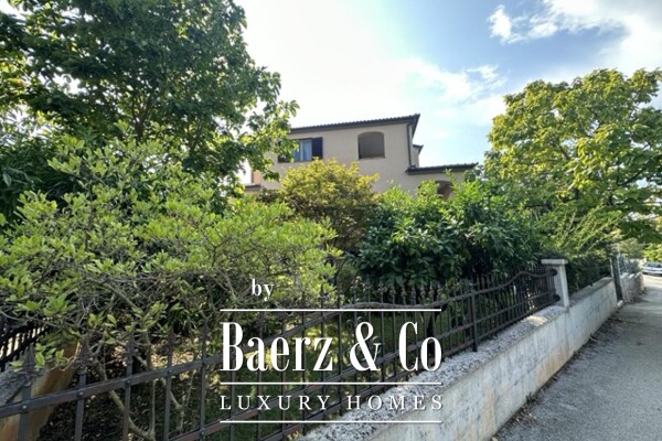 photo 8 Istria, Medulin, Banjole, high-quality detached house with 6 apartments, NKP 360 m2, near the sea