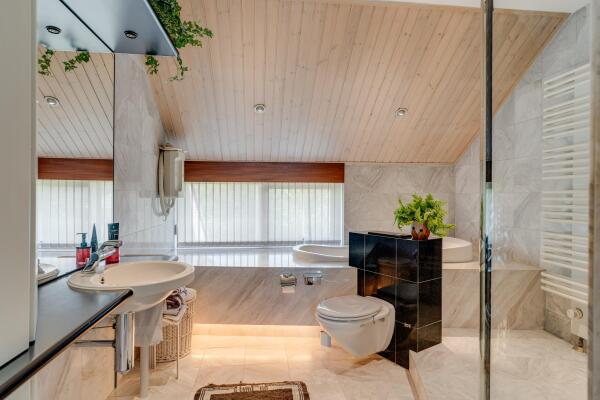 photo 32 Oud-Loosdrechtsedijk 114 b