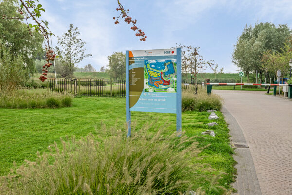 photo 35 Zeedijk 2 434