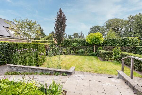 photo 16 Nieuw-Loosdrechtsedijk 77