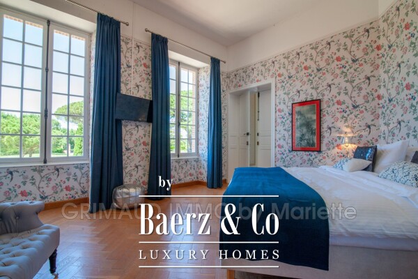 photo 10 property on 24 ha with lake, stable and several houses