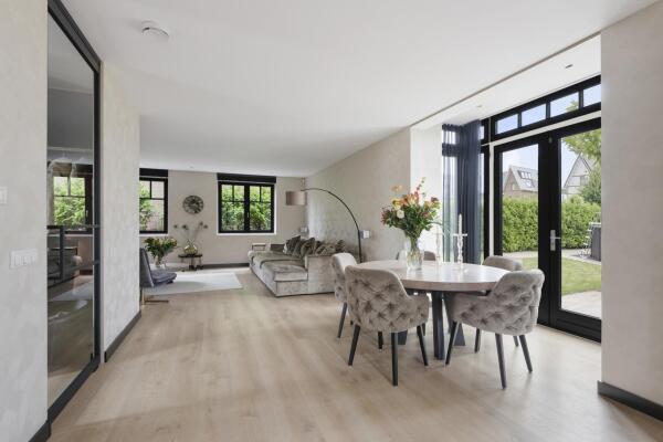 photo 8 Oleanderlaan 35