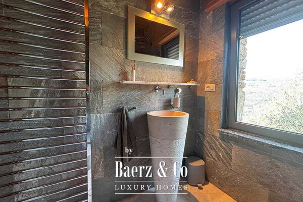 photo 99 Villa for sale 166 m²