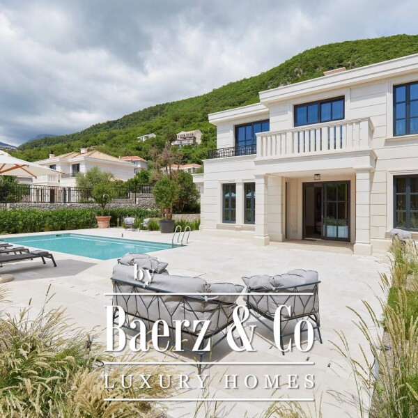 photo 3 Magnificent Villa in Budva with Pool and Garden