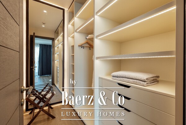 photo 23 Luxurious Three Bedroom Apartment with a Seaview