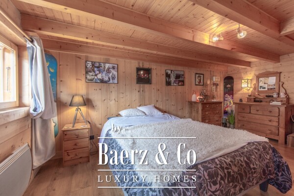 photo 13 TRADITIONAL 3 BEDROOM CHALET - WITH GARDEN