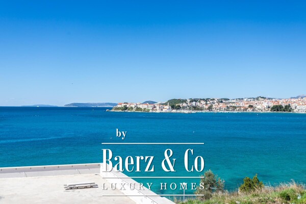 photo 5 Podstrana, luxury property - first row to the sea