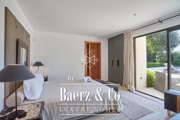 photo 7 Property in a waterfront area