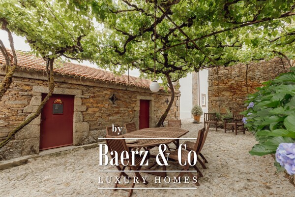 photo 15 Magnificent Manor House with winery