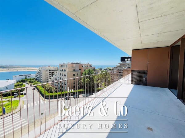 photo 1 Fabulous 2 bedroom apartment at Miramar Tower