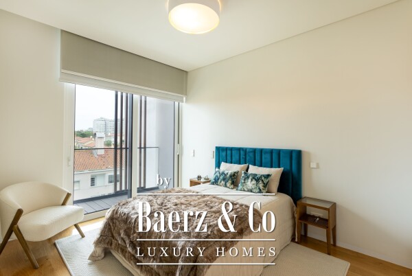 photo 15 Luxury 4 bedroom duplex  penthouse in prime Lisbon location.