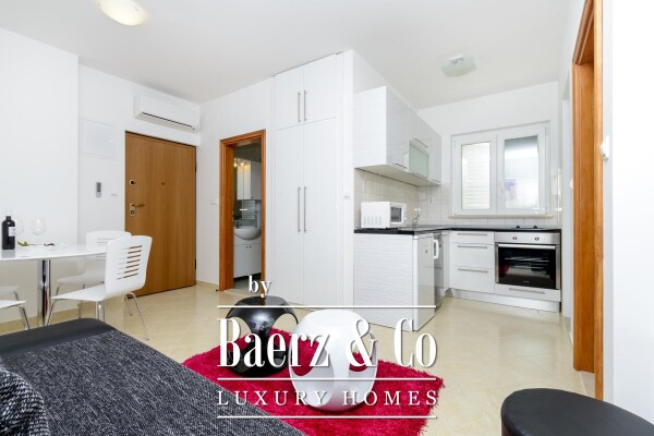 photo 29 Blace, first row to the sea, residential building