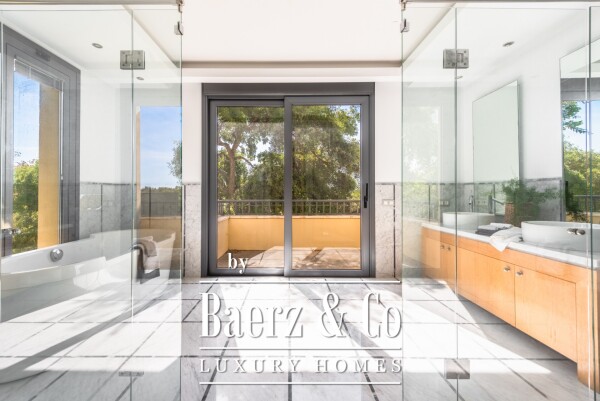 photo 10 Beautiful luxury home in Sotogrande, Sotogrande Alto - Los Altos de Valderrama