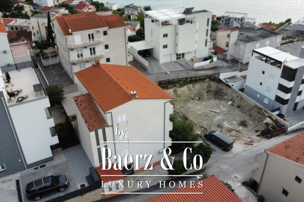 photo 3 Podstrana, Strožanac, excellent detached house - six residential units