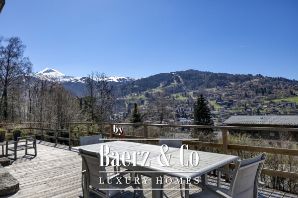 photo 2 Chalet with large plot close to the village centre