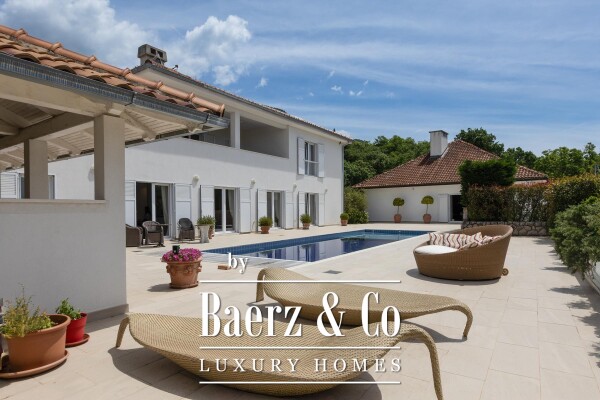 photo 1 Crikvenica, Barci, Luxurious Estate with two Villas, Commercial Space and Swimming Pool