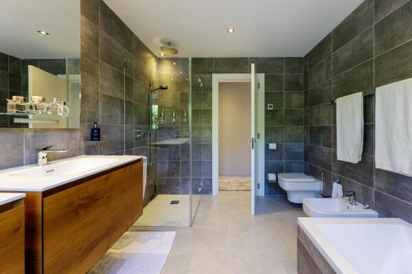 photo 34 Elegant single-storey home with pool and energy efficiency in Calvià