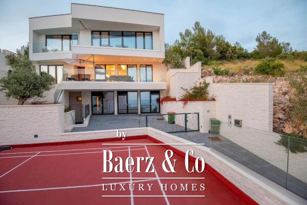 photo 30 Primošten, Bilo, beautiful villa with a swimming pool and sea view, tennis court