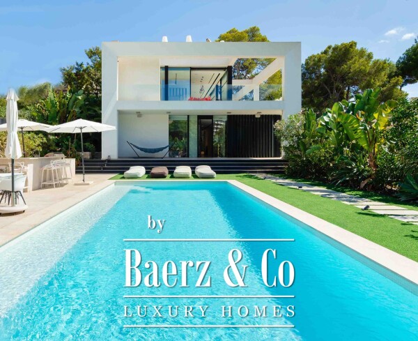 photo 3 Stunning Villa with garden & sea views in Old Bendinat