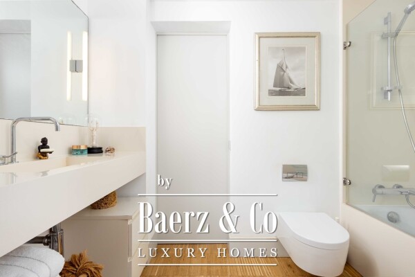 photo 24 Unique Loft Style House with Character in Génova