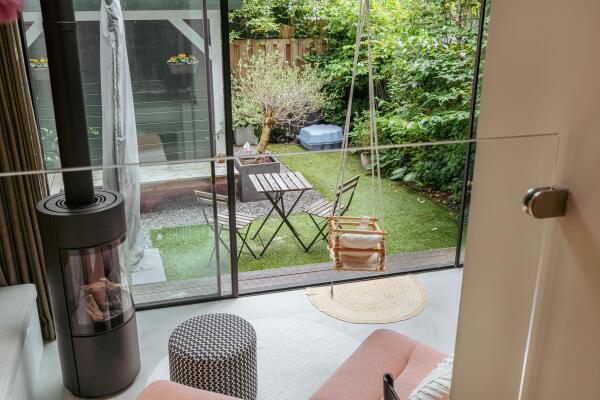 photo 21 Warmondstraat 85 H