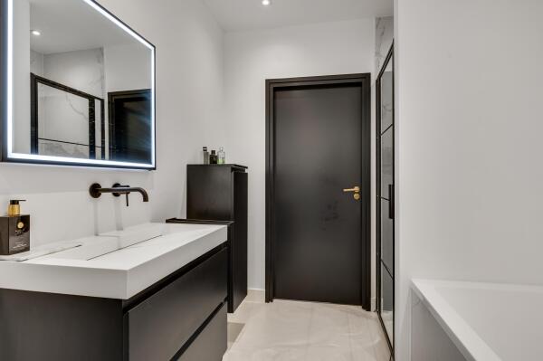 photo 37 Stationsweg 92