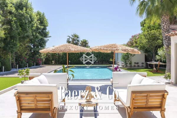 photo 6 10 minutes from Cannes - Renovated Belle Époque villa with sea view and walking distance to beaches